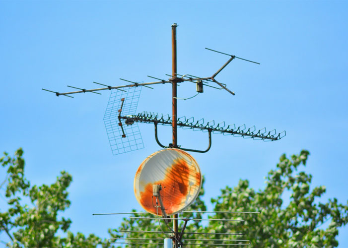 Réparation antenne TV à Fougères